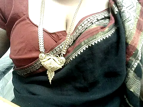 Snapshot of hot_pavitra chatting on 01.17.25 hot pavitra online show from 01.17.25