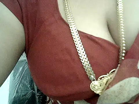 Snapshot of hot_pavitra chatting on 01.22.25 hot pavitra online show from 01.22.25