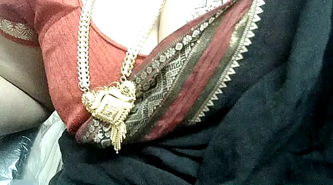 Snapshot of hot_pavitra chatting on 02.22.25 hot pavitra online show from 02.22.25