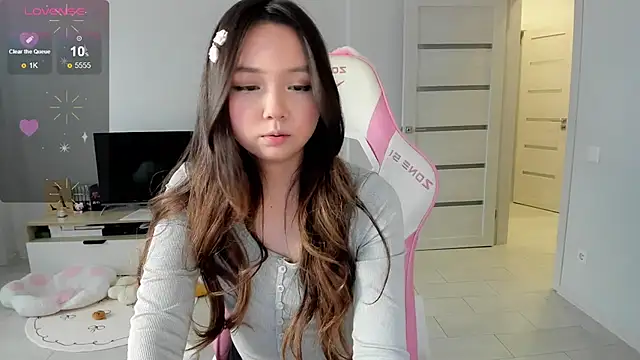 Snapshot of Fluffy_Rose chatting on 05.16.26 Fluffy Rose online show from 05.16.26