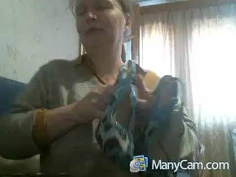 Isolda25 online show from 01.15.25