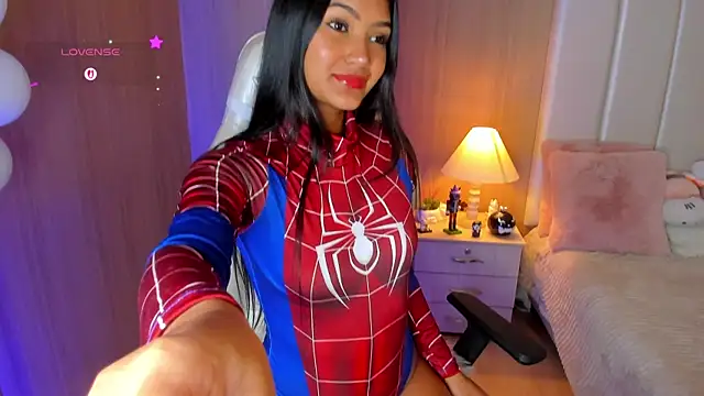 Snapshot of CaseyPiierce chatting on 10.22.25 CaseyPiierce online show from 10.22.25