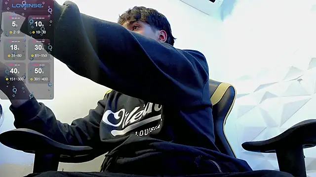 Snapshot of Jake_tripp chatting on 03.08.25 Jake tripp online show from 03.08.25