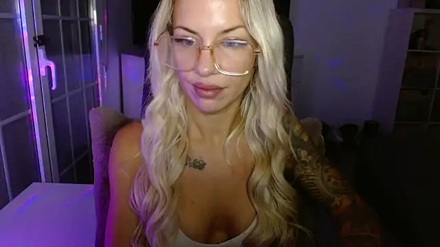 JuicyJanexo online show from 06.18.26