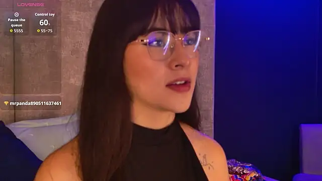 Snapshot of Susa1userma_ chatting on 10.08.25 Susa1userma online show from 10.08.25