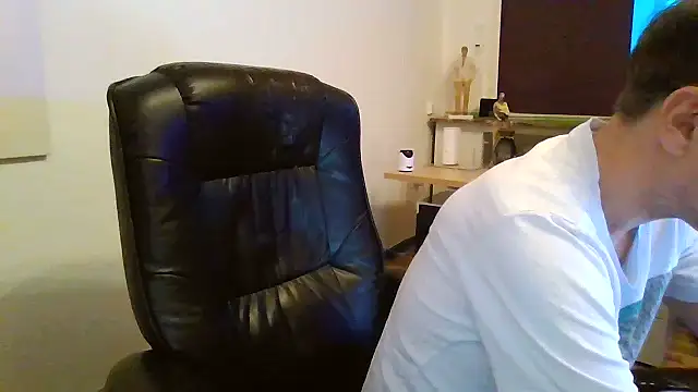 Snapshot of Minm666 chatting on 12.11.24 Minm666 online show from 12.11.24