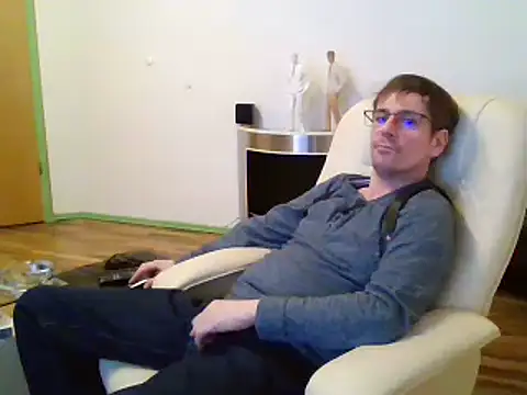 Snapshot of Minm666 chatting on 01.15.25 Minm666 online show from 01.15.25