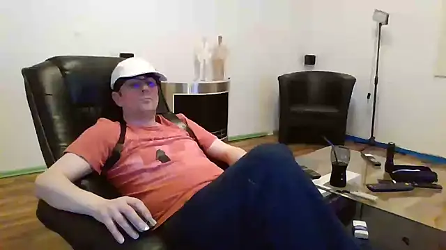 Snapshot of Minm666 chatting on 01.27.25 Minm666 online show from 01.27.25