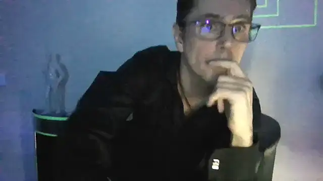 Snapshot of Minm666 chatting on 02.23.25 Minm666 online show from 02.23.25