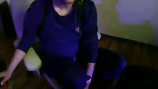 Snapshot of Minm666 chatting on 03.12.25 Minm666 online show from 03.12.25