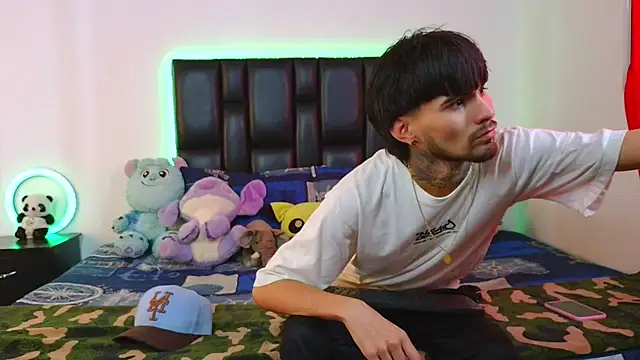 Brutal Sex Fucking online show from 05.13.26