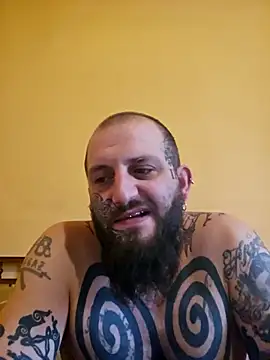 Snapshot of TattooedDick92 chatting on 03.01.25 TattooedDick92 online show from 03.01.25