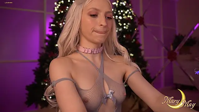 marylunamay online show from 01.02.25