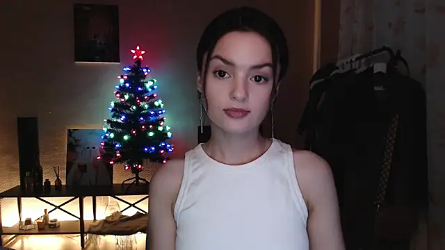 Snapshot of CuteRuby99 chatting on 01.13.25 CuteRuby99 online show from 01.13.25