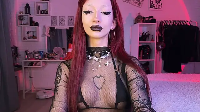 Snapshot of Marcellean chatting on 10.15.25 Marcellean online show from 10.15.25