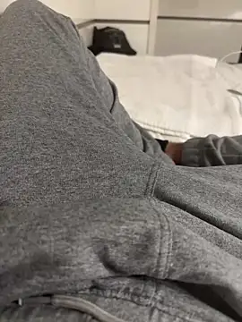 Snapshot of young1fucker chatting on 12.15.24 young1fucker online show from 12.15.24