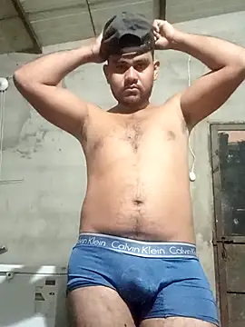 Snapshot of travieso2893 chatting on 03.09.25 travieso2893 online show from 03.09.25