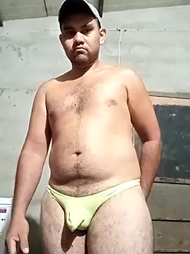 Snapshot of travieso2893 chatting on 03.16.25 travieso2893 online show from 03.16.25