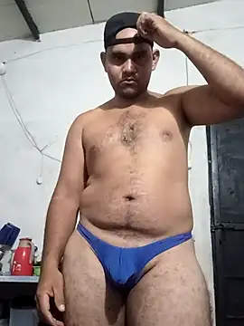 Snapshot of travieso2893 chatting on 10.18.25 travieso2893 online show from 10.18.25