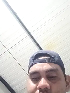 Snapshot of travieso2893 chatting on 02.16.26 travieso2893 online show from 02.16.26