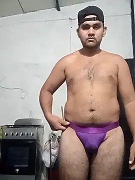 Snapshot of travieso2893 chatting on 02.18.26 travieso2893 online show from 02.18.26