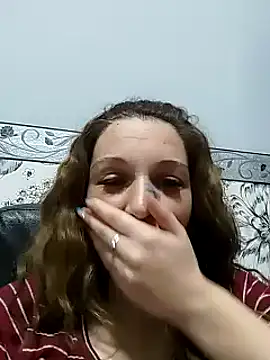 Amira 17 online show from 01.31.25