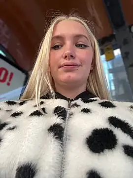 Milkyy wway online show from 03.15.25