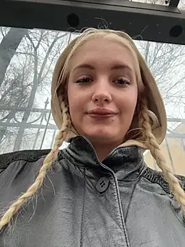 Milkyy wway online show from 11.17.25