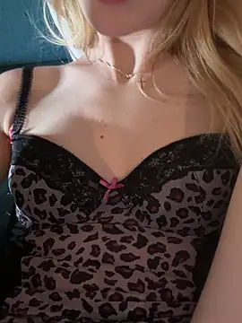 Lolitaxlola online show from 01.06.25