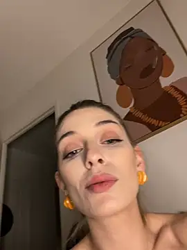 Lolitaxlola online show from 04.16.26