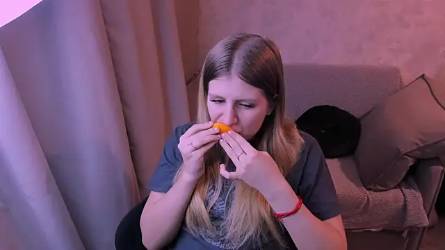 kirraa  online show from 01.22.25