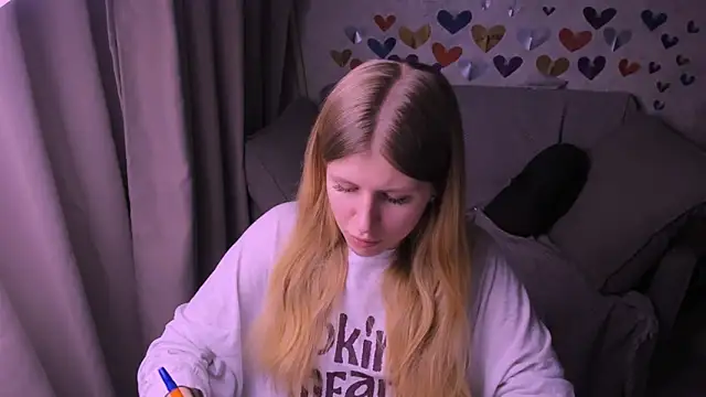 kirraa  online show from 02.16.25