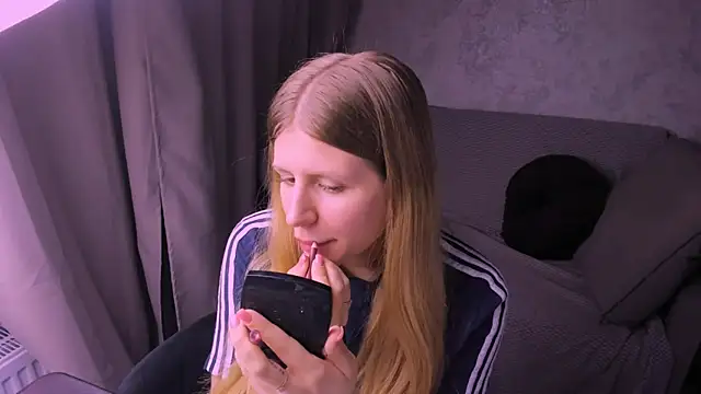 kirraa  online show from 03.09.25