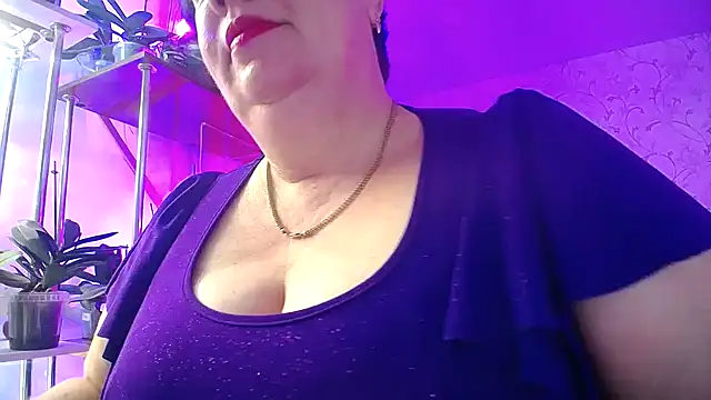  Sweet Woman online show from 12.22.25