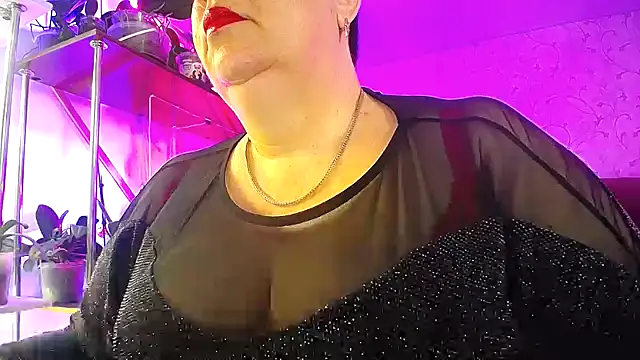  Sweet Woman online show from 02.20.26