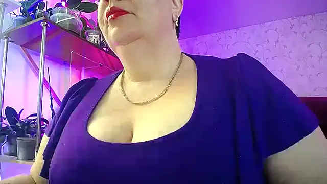  Sweet Woman online show from 02.22.26