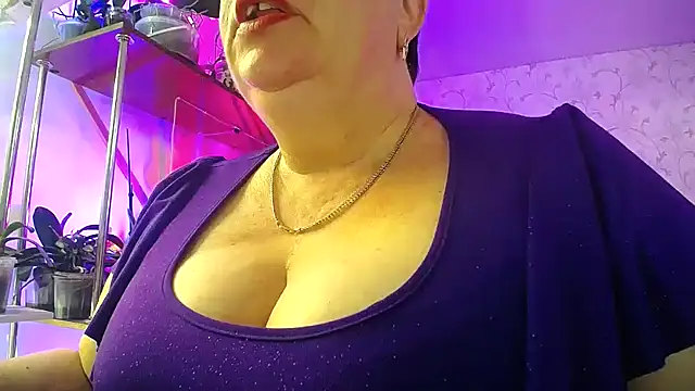  Sweet Woman online show from 02.25.26