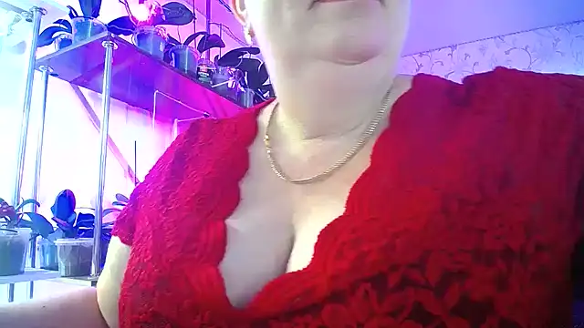 Snapshot of _Sweet_Woman chatting on 06.11.26 Sweet Woman online show from 06.11.26