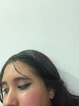 melyescobar online show from 02.05.25