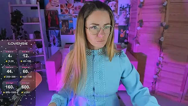 LadyIzabel online show from 02.08.25