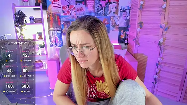 LadyIzabel online show from 02.21.25