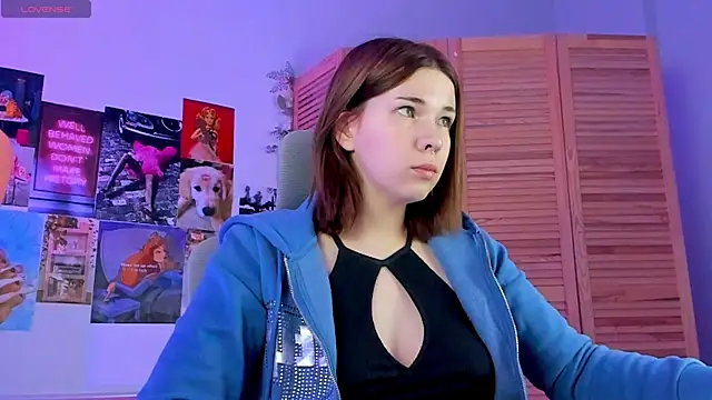 AliceSunday online show from 02.06.25