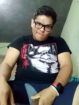 haxxxel007 online show from 10.31.25