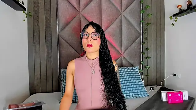 BriaConner  online show from 03.30.26