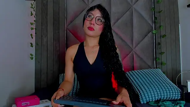 Snapshot of BriaConner_ chatting on 07.17.26 BriaConner online show from 07.17.26