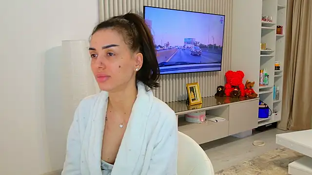 Addictive T online show from 01.20.25