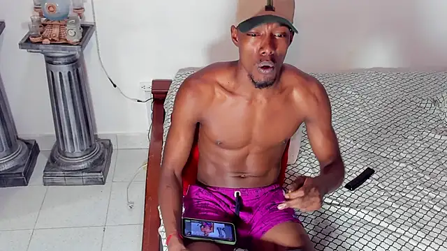 Snapshot of Darick_brown chatting on 12.09.24 Darick brown online show from 12.09.24