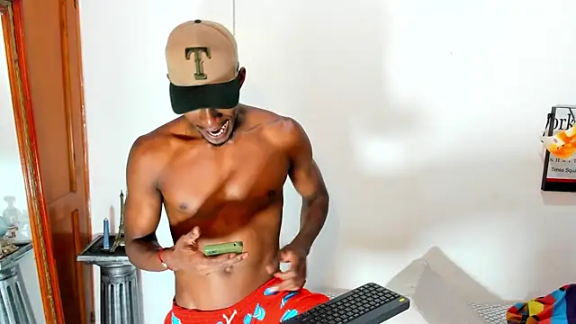 Snapshot of Darick_brown chatting on 12.13.24 Darick brown online show from 12.13.24