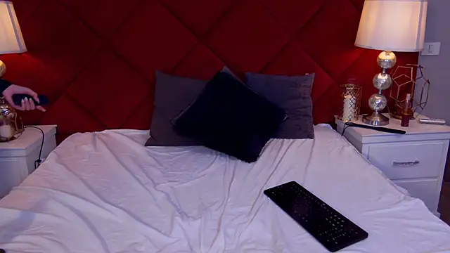 MinnieDrew online show from 01.15.26