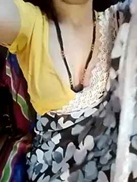 Snapshot of Bulbul_02 chatting on 02.19.26 Bulbul 02 online show from 02.19.26